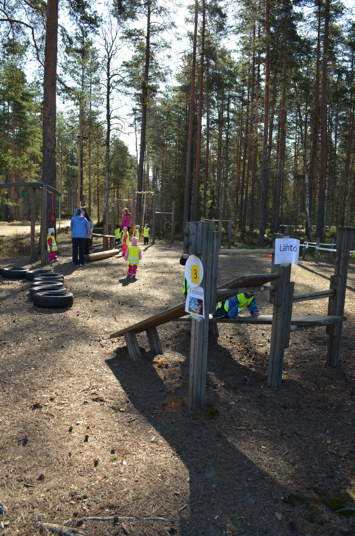 Petäjäisen_kevätkiljahdukset_kiipeily Petäjäisen_kevätkiljahdukset_kiipeily