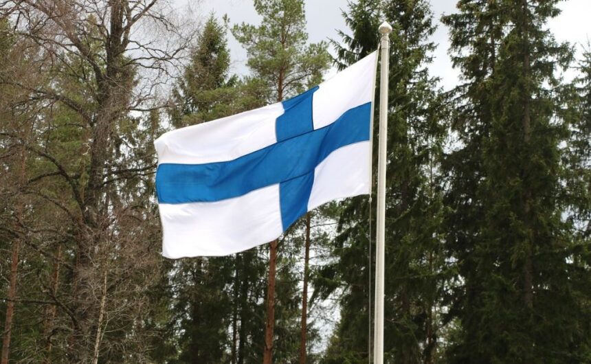 suomen_lippu_itsenäisyyspäivä