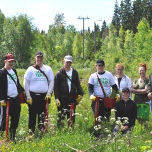 Nuoret istuttivat kaupungille 1,5 hehtaaria metsää Taimiteko-toiminnassa