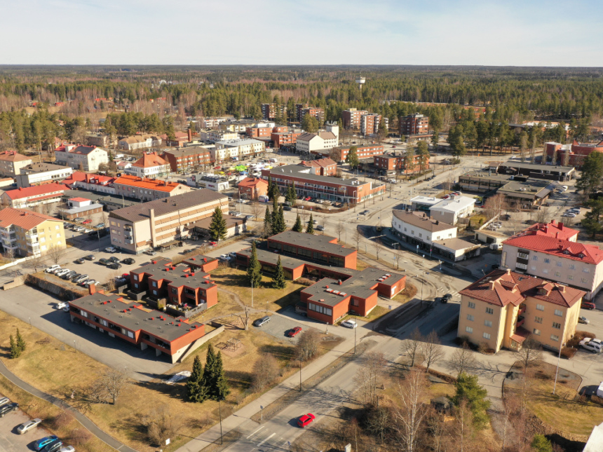 Haussa kaupungille mm. tilapalvelupäällikkö, kaupunkisuunnittelupäällikkö, kaupungingeodeetti, opettajia ja lastenhoitajia