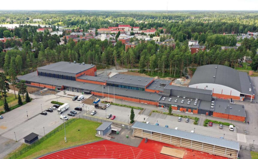 Slider_liikuntakeskus_martti_tikka ilmakuva liikuntakeskuksesta