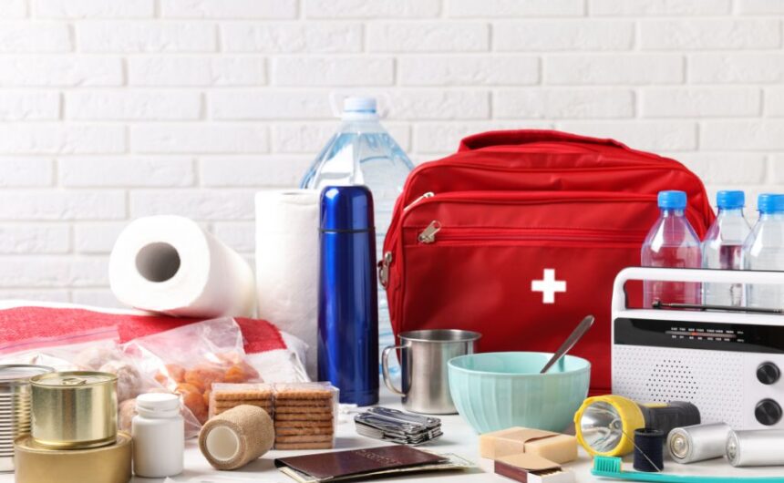 varautuminen 72 h varautumiseen liittyvä kuva 72 tunnin kotivarasta