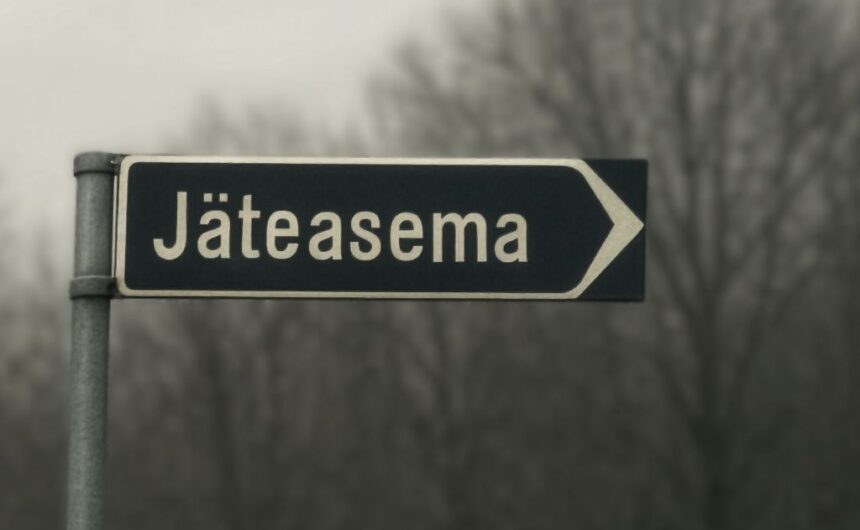 Kuvituskuva_Jateasema_kyltti Muutoksia Kooninkeitaan jäteasemalla asioinnissa kotitalouksille ja jätteiden pienerien tuojille