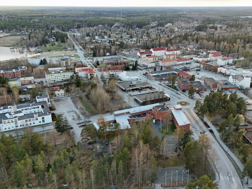 Ilmakuva_Kankaanpaa_2025_Martti_Tikka Alkukeväinen ilmakuva keskustasta.
