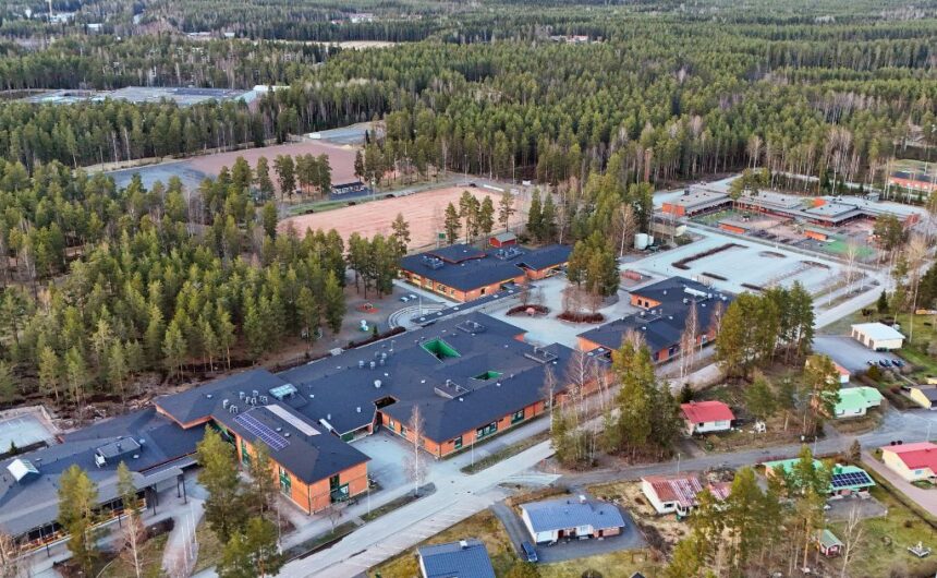 Koulukeskuksen_alue_ilmakuva_Martt_Tikka Kangasmoisionkadulla käynnistyvät katutyöt 1. heinäkuuta